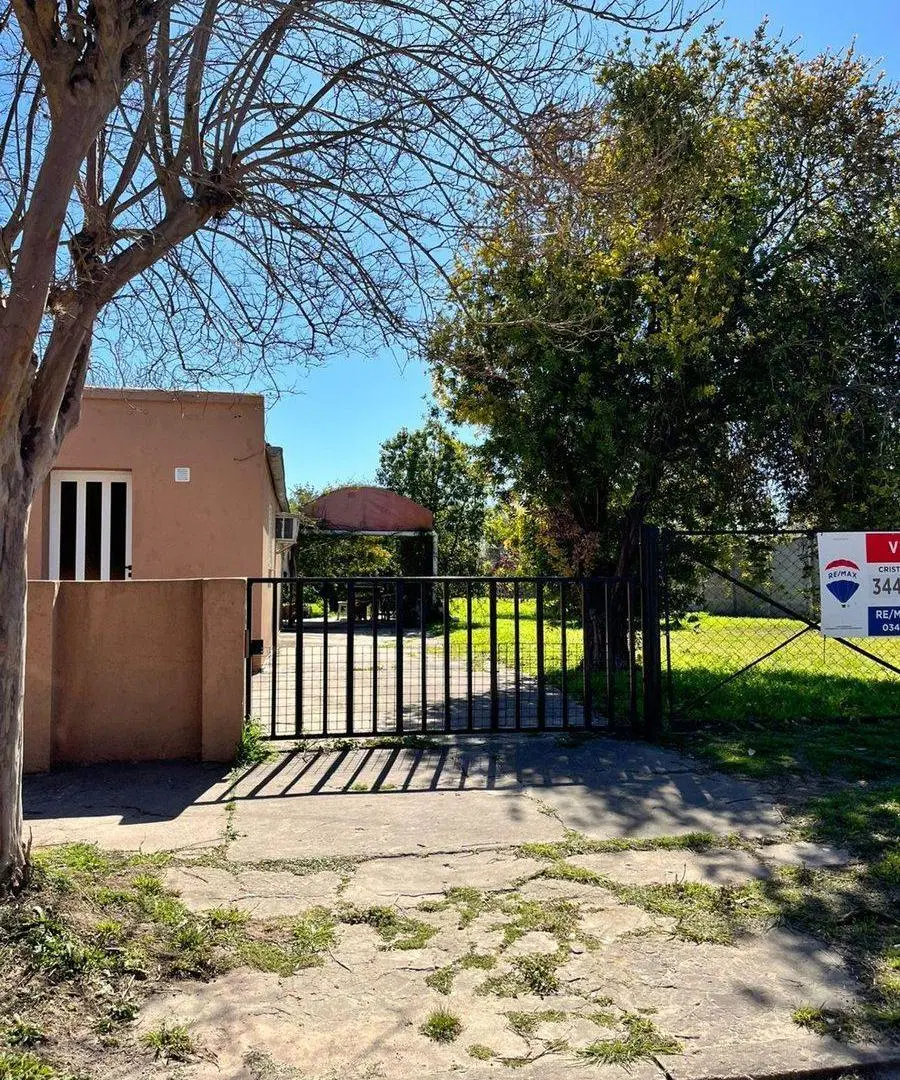 Casa con gran terreno en venta en Zavalla 3