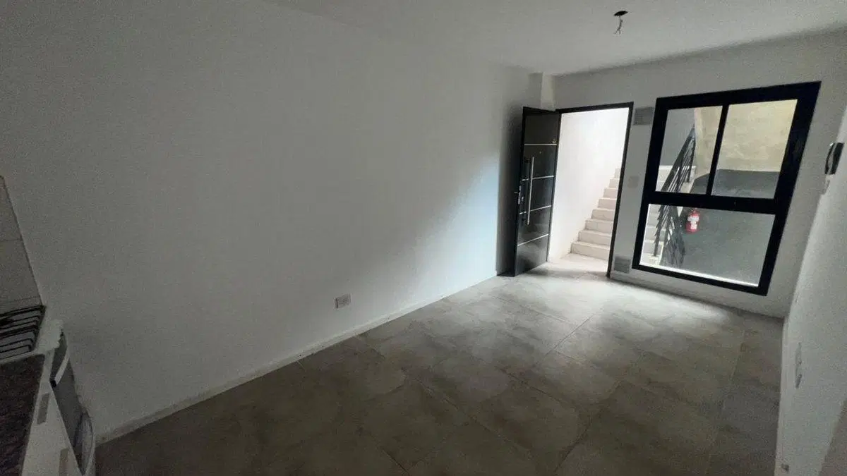 VENTA 1 DORMI EXCELENTE OPORTUNIDAD - FACULTADES 3