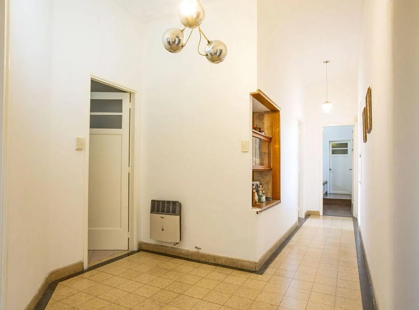 VENTA CASA PLANTA ALTA 4 DORMITORIOS 8