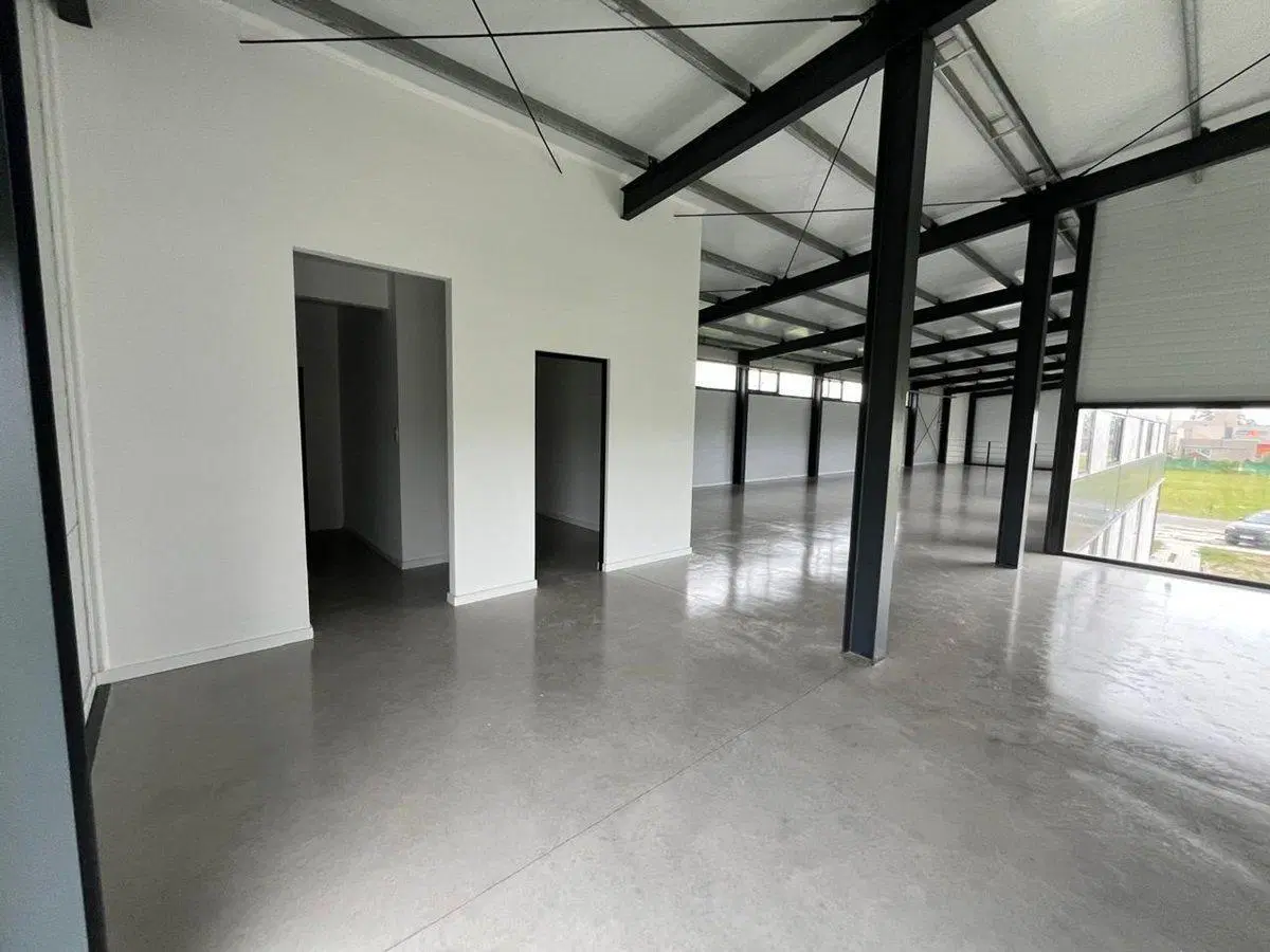 VENTA- Imponente Local a Estrenar en Don Mateo 3