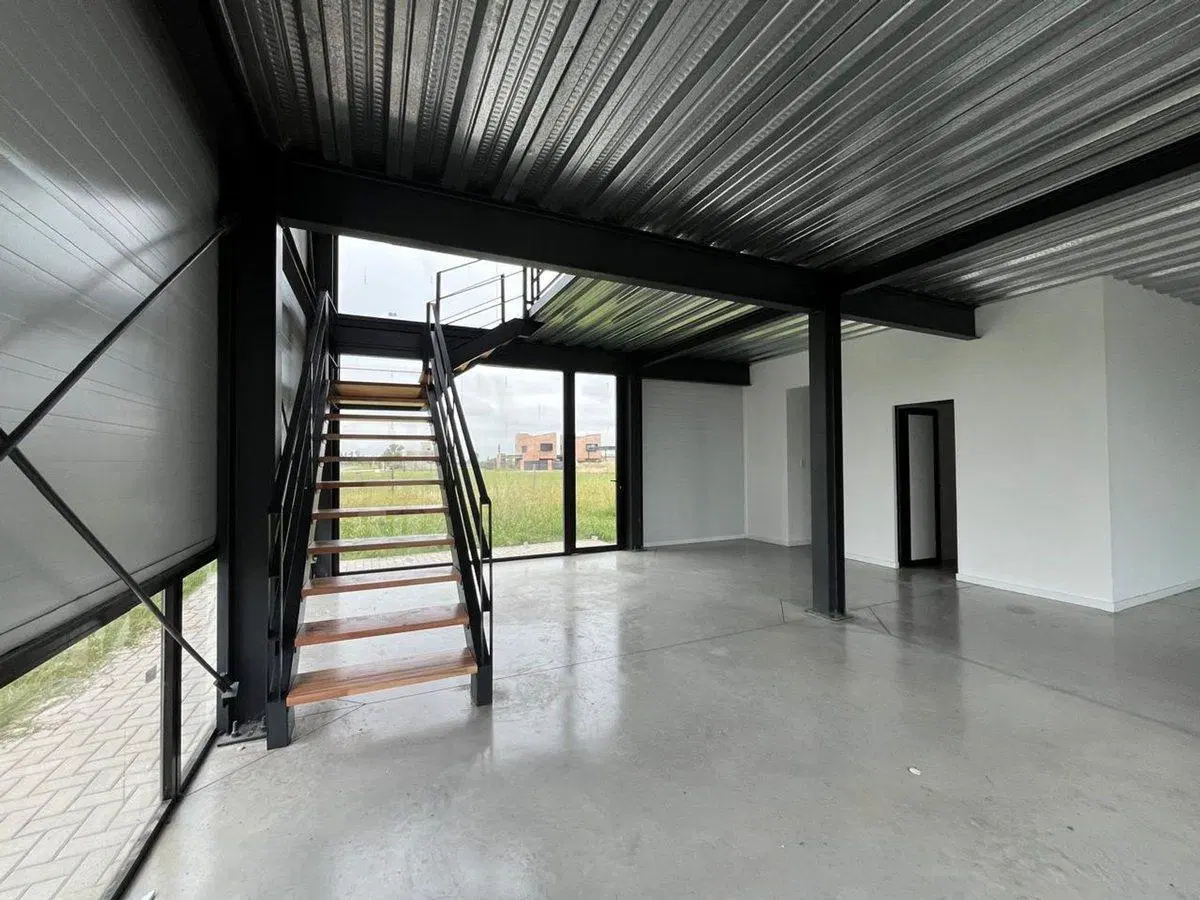 VENTA- Imponente Local a Estrenar en Don Mateo 2