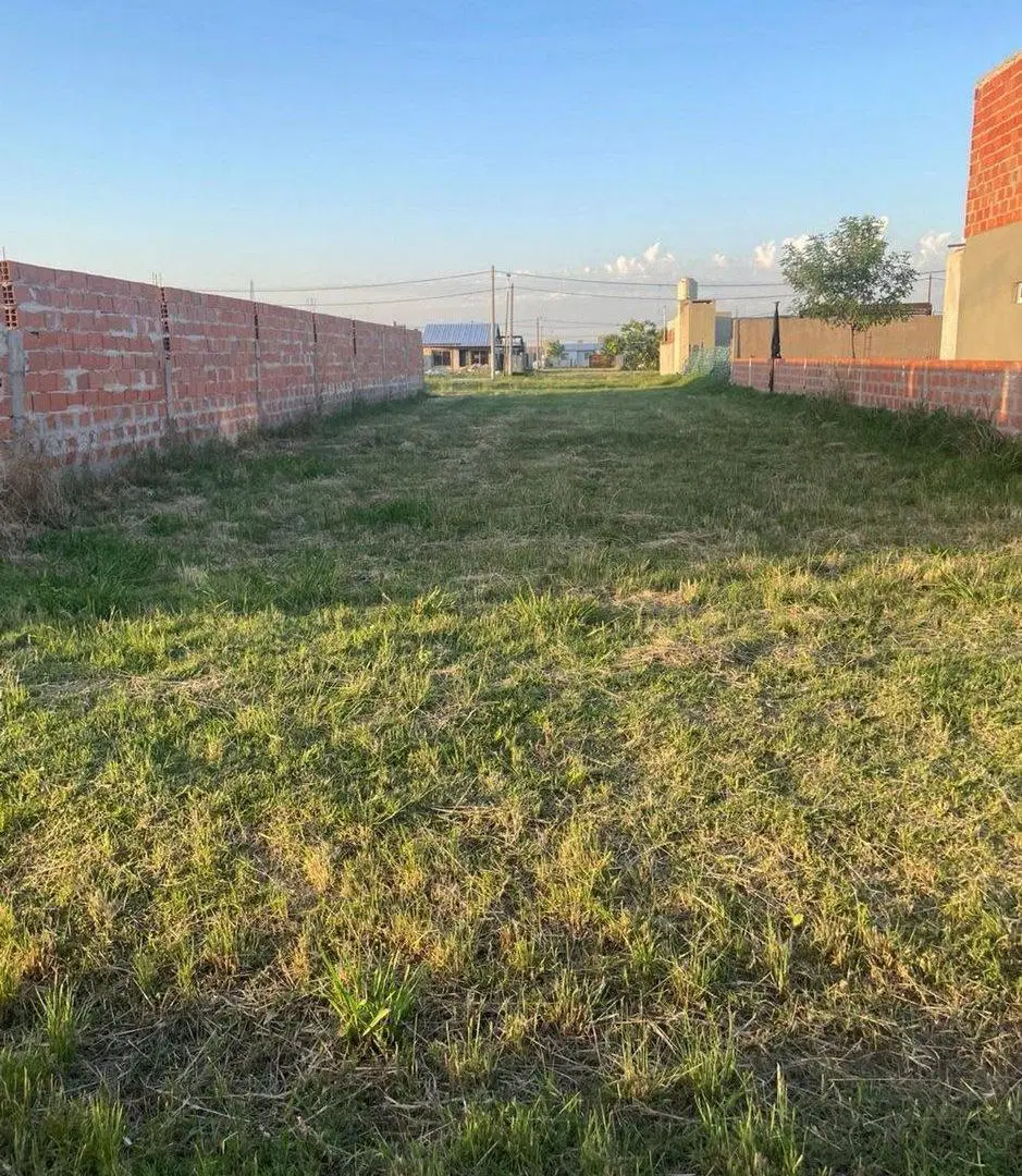Lote en venta – Barrio Altos de Piñero 4