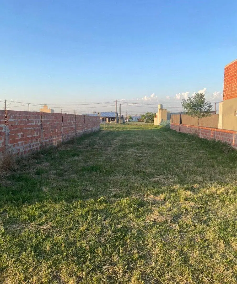 Lote en venta – Barrio Altos de Piñero 3