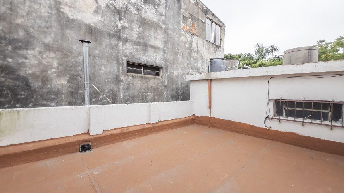 Foto de VENTA CASA DE 4 DORMITORIOS CON LOCAL AL FRENTE, imagen 5