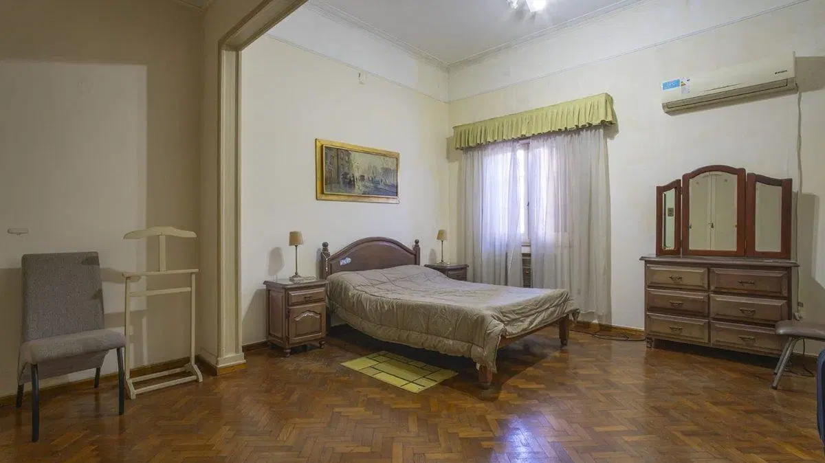 VENTA IMPORTANTE CASA EN MARTIN APTA INSTITUCIONES 4