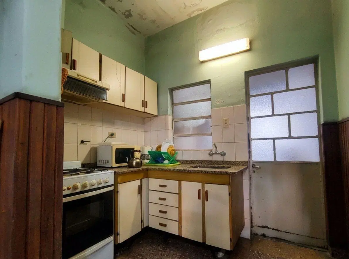 VENTA CASA 2 PLANTAS EN ESQUINA. 2