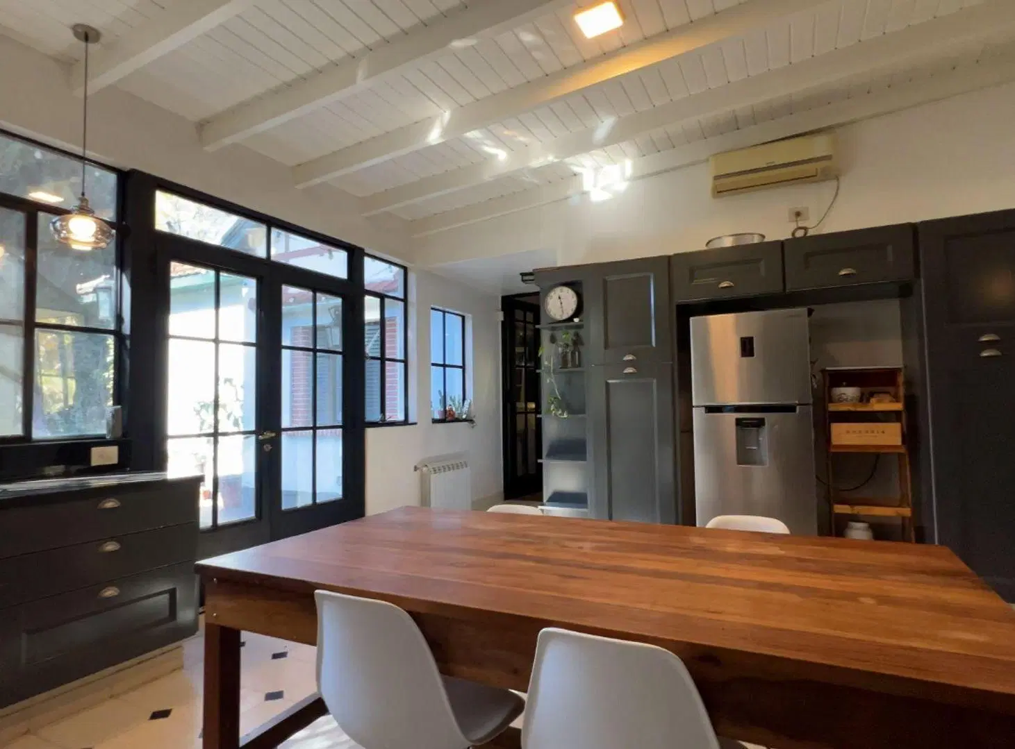 CASA VENTA 3 DORMITORIOS FISHERTON JARDIN Y PILETA 4
