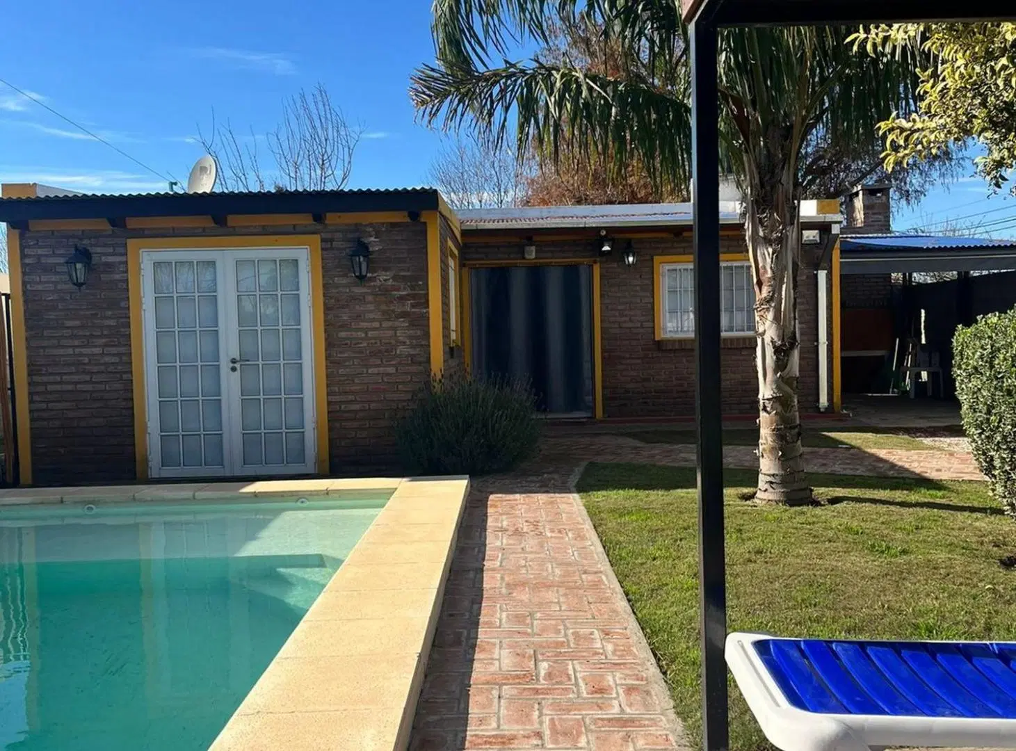 Casa de 1 dormitorio con pileta en Zavalla 5