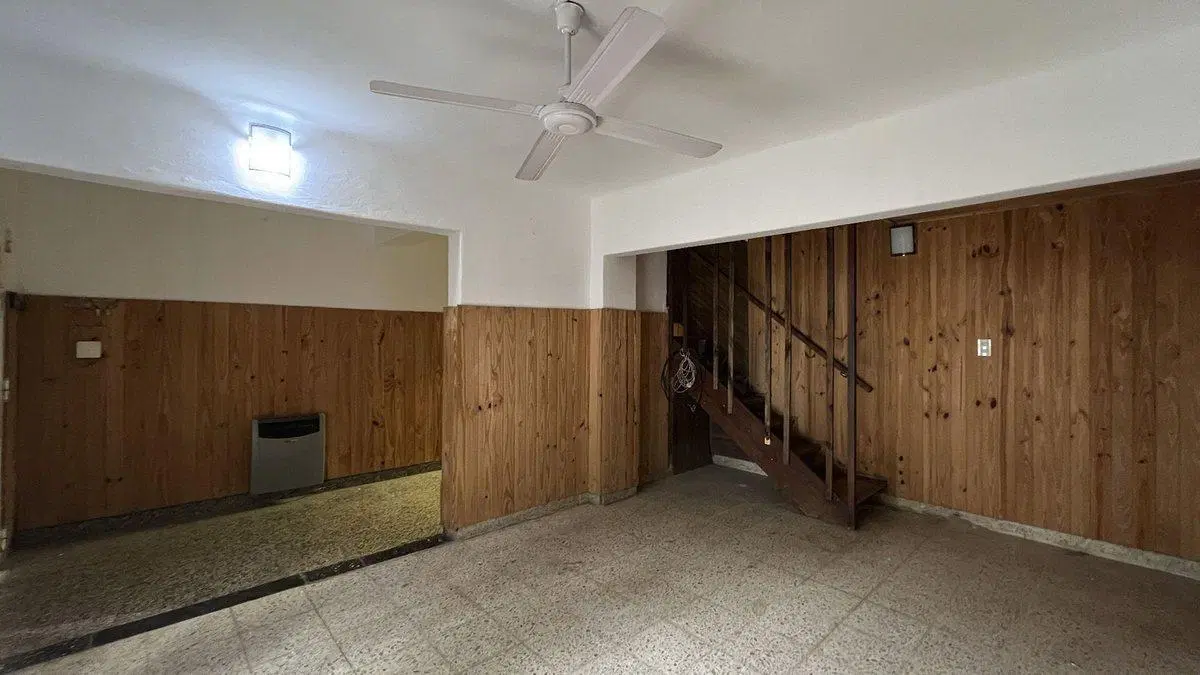 VENTA CASA 2 DORMITORIOS ZONA SUR QUINCHO COCHERA 2