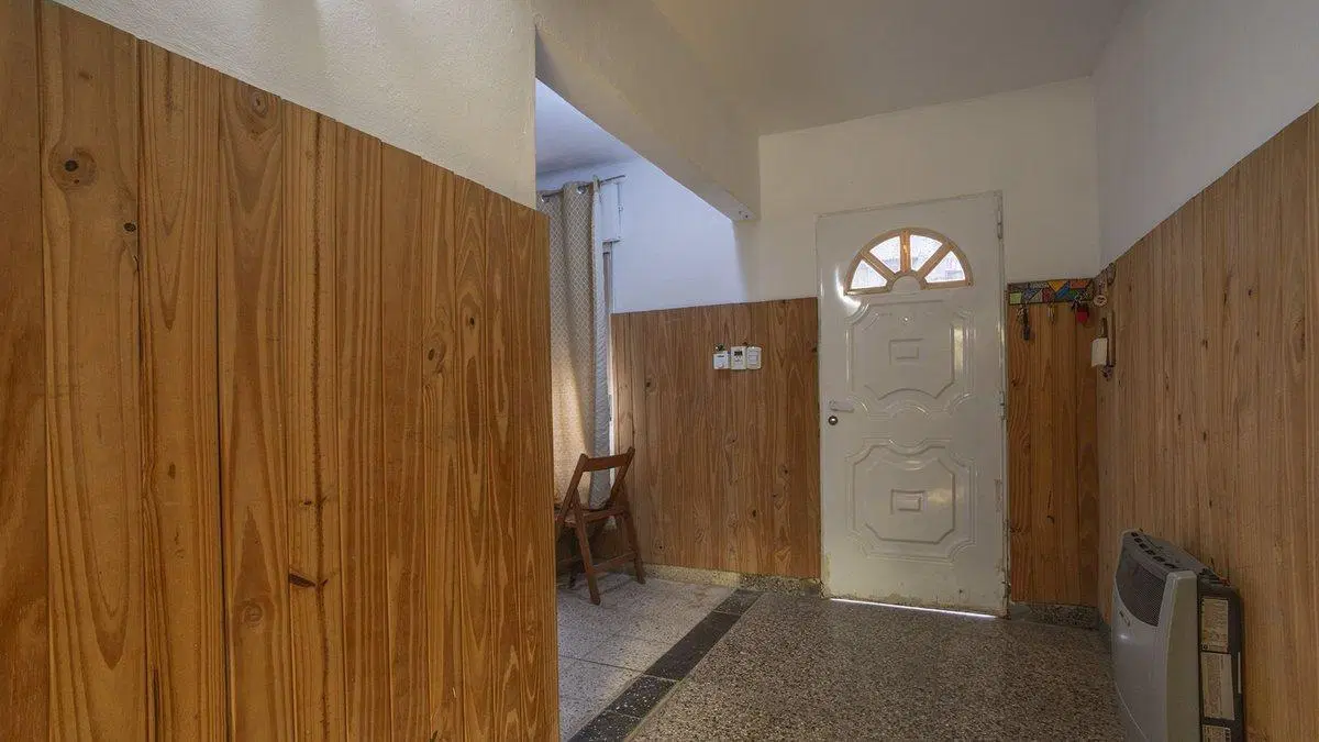 VENTA CASA 2 DORMITORIOS ZONA SUR QUINCHO COCHERA 5