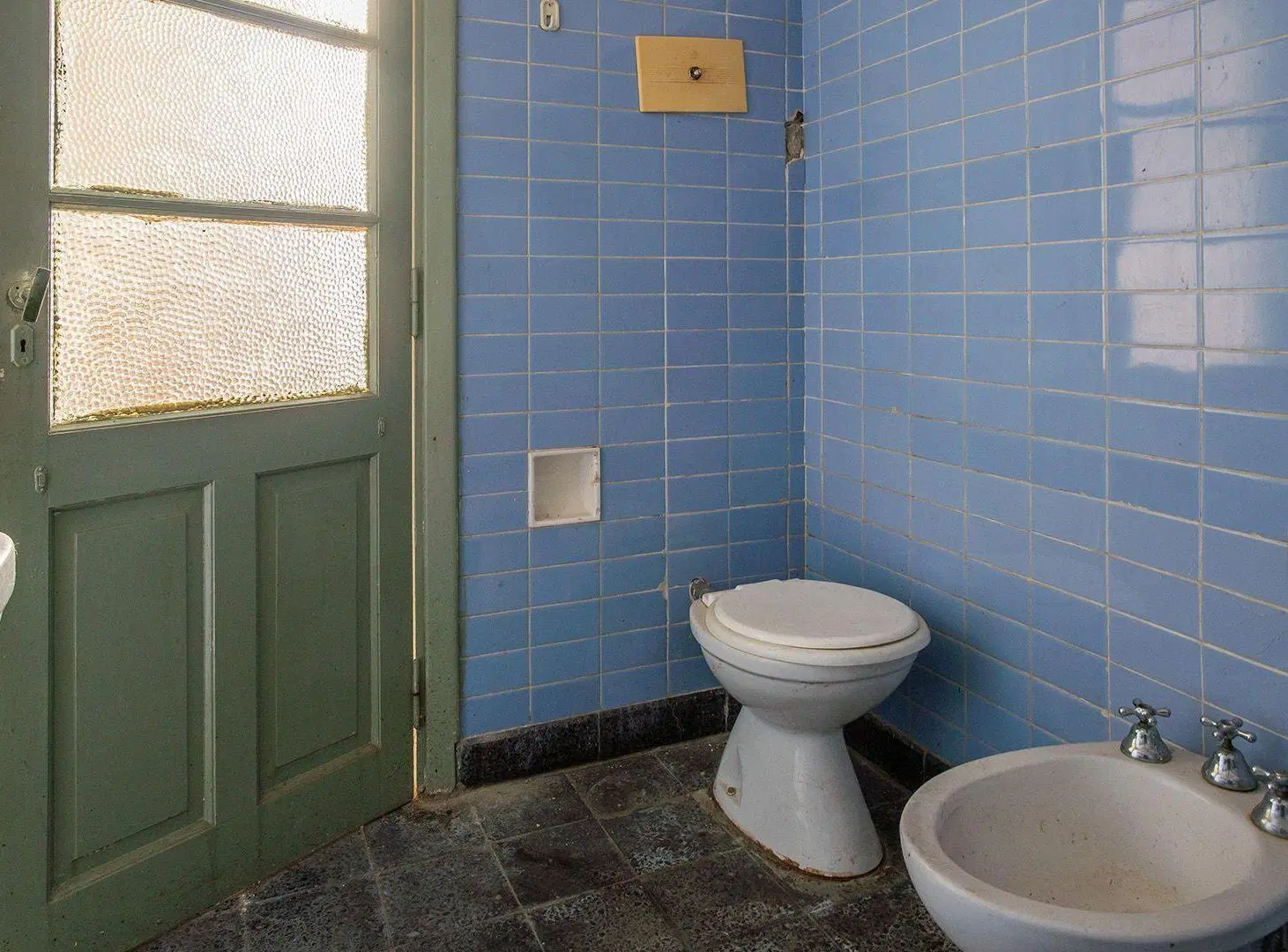 OPORTUNIDAD VENTA PASILLO UNICO UN DORMITORIO 4