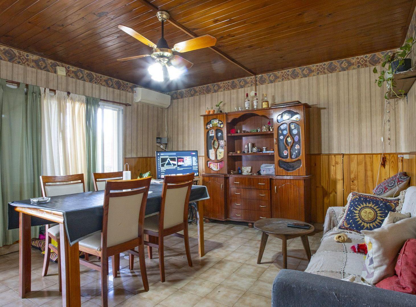 Foto de Casa sobre Blvd. Teruggi, imagen 1