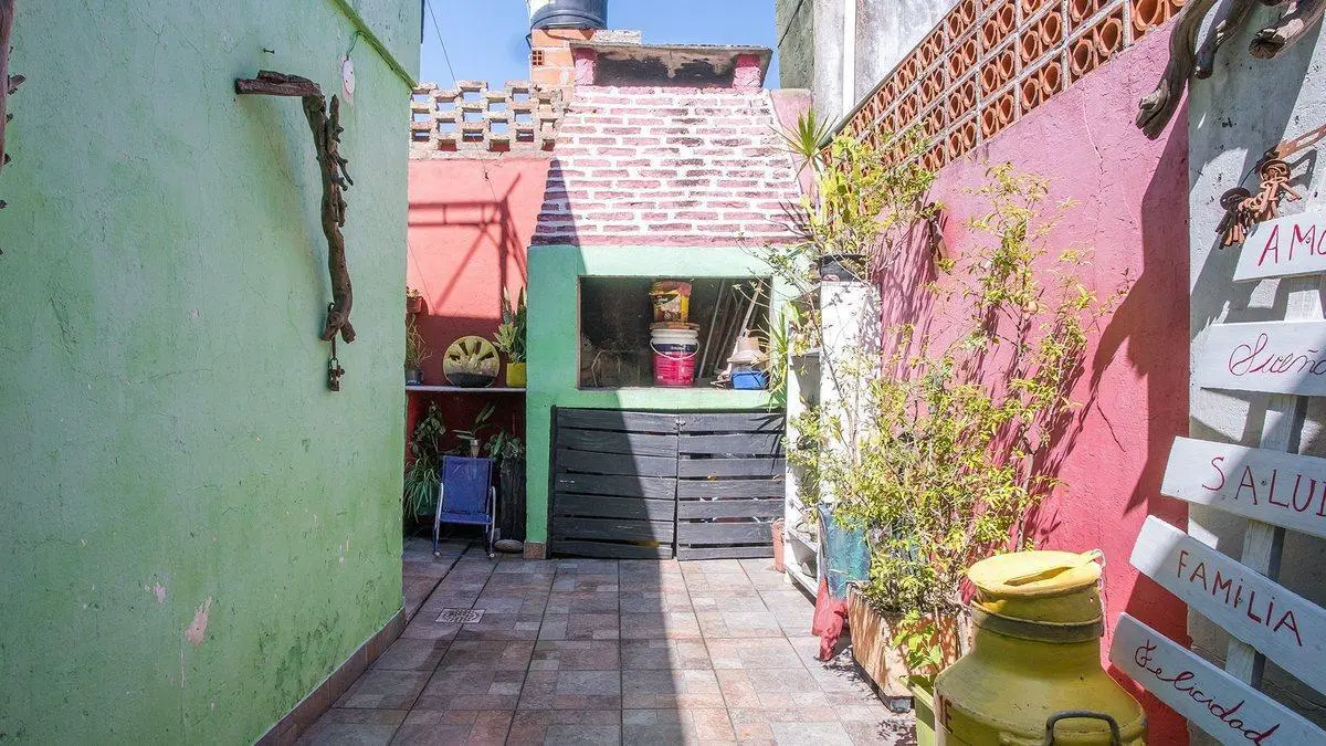 CASA EN VENTA 2 DORMITORIOS EN LA FLORIDA 8
