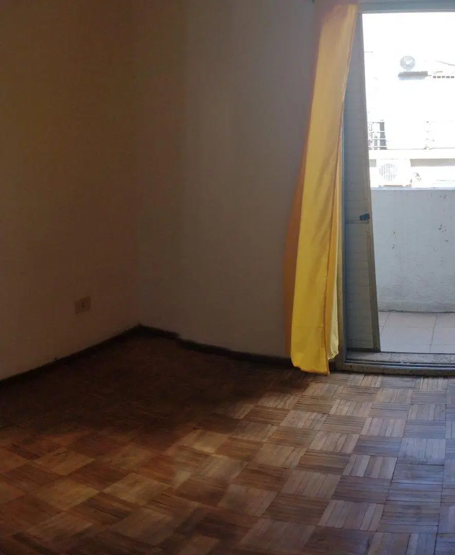 Venta  departamento de un dormitorio pleno centro. 2