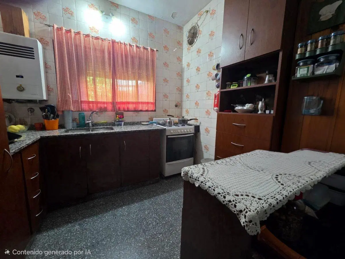 VENTA CASA BARRIO BELGRANO 2 DORMITORIOS 3