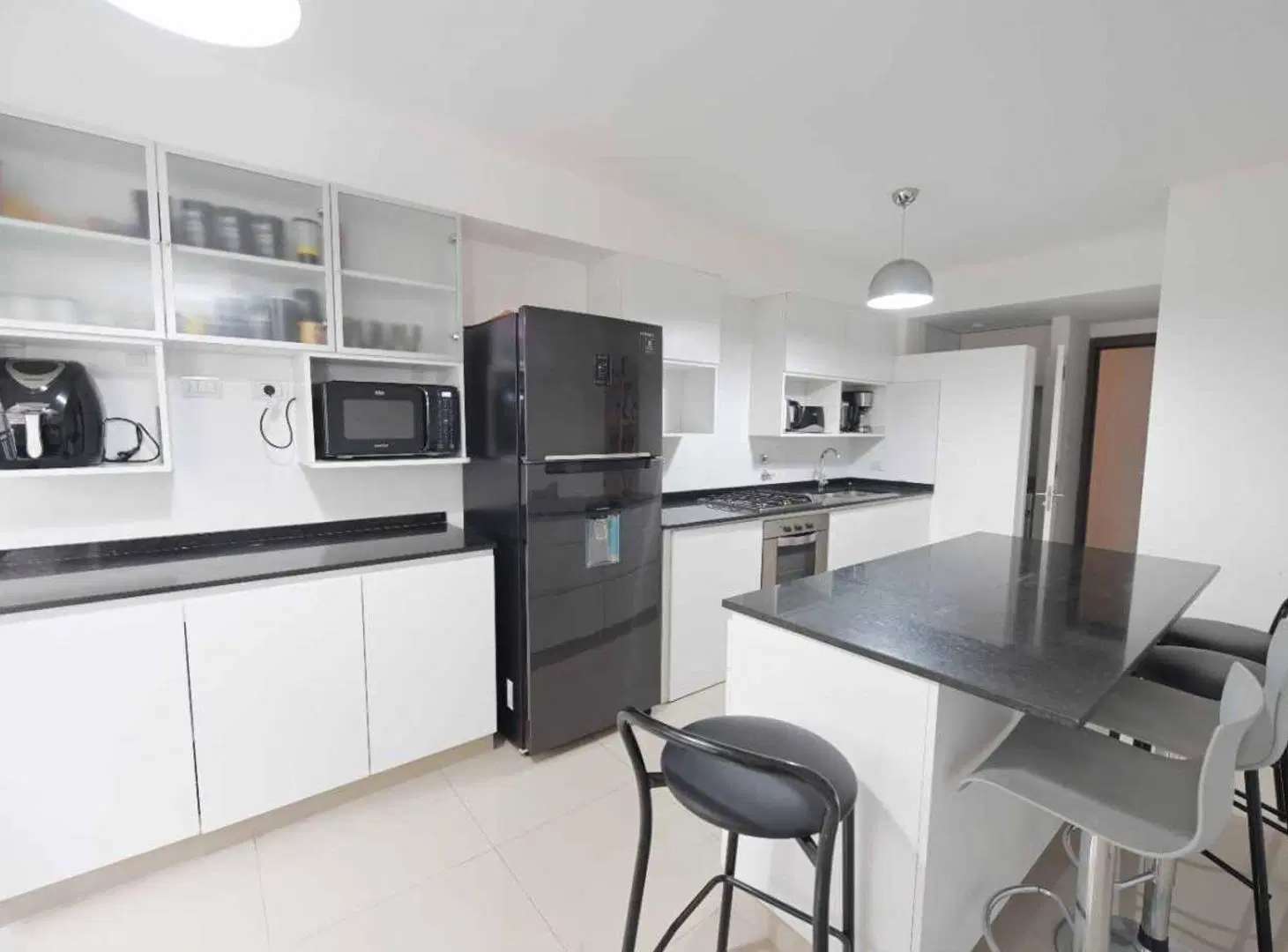 VENTA DEPARTAMENTO DE 3 DORMITORIOS COCHERA, PILET 5