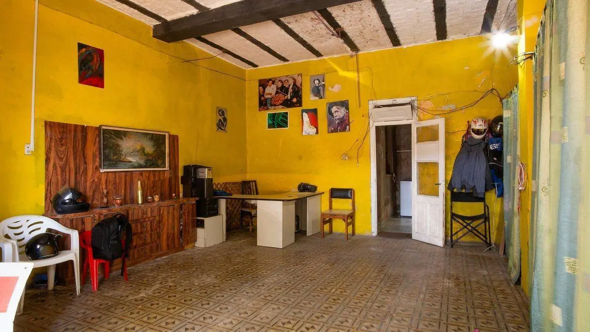 Casa de 4 dorm en P.A c/cochera+ Local comercial 8