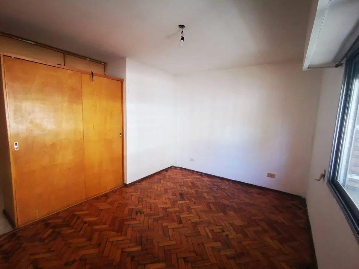 VENTA DEPARTAMENTO 1 DORMITORIO BARRIO LOURDES 4