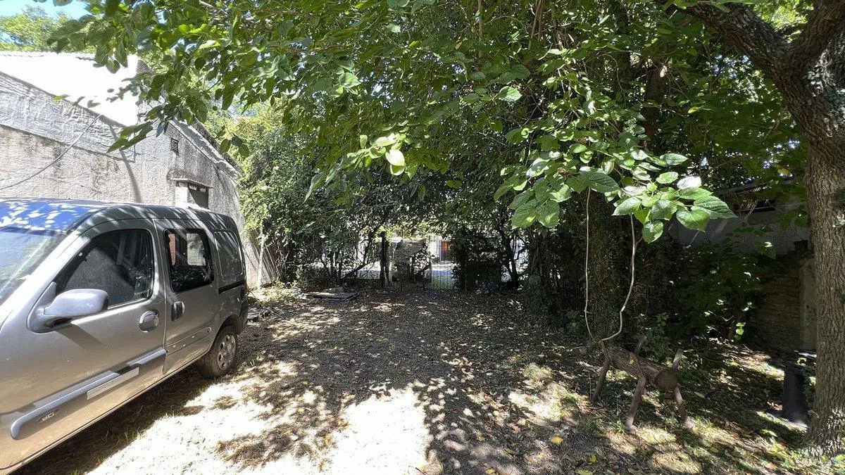LOTE MAS GALPON EN VENTA - GRANADERO BAIGORRIA 5