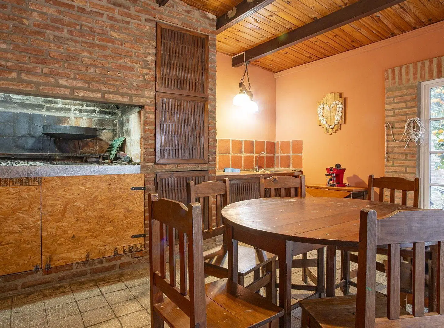 venta casa de pasillo 2 dormitorios con pileta 5
