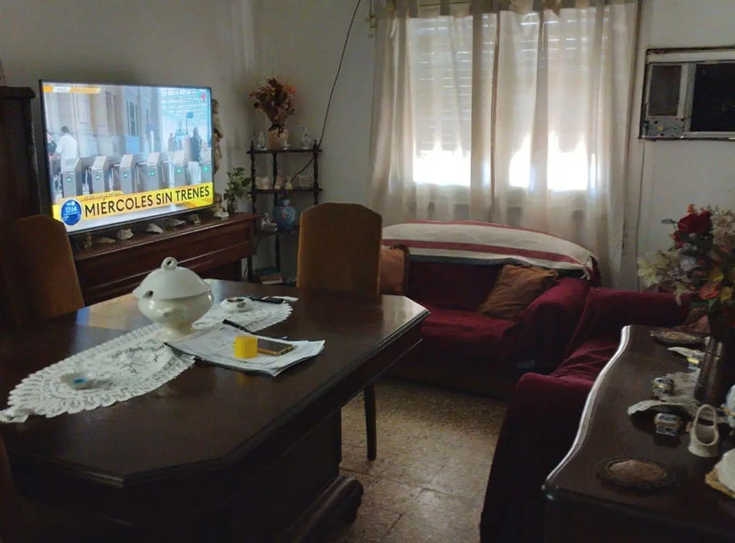 Casa 3 dorm. cochera, galpón Fisherton industrial 5