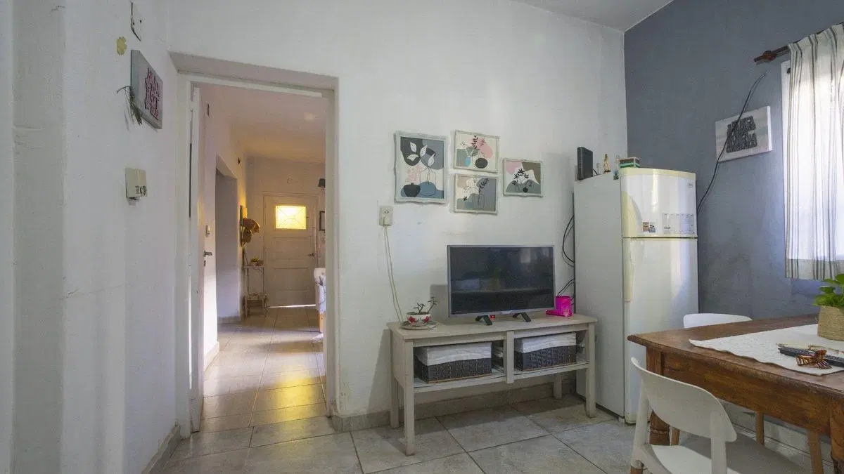 Venta casa con departamento 4
