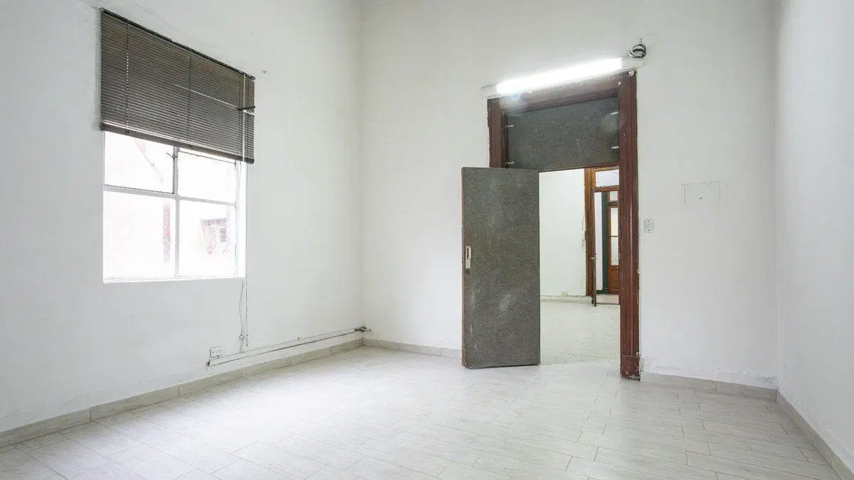ALQUILER OFICINA ZONA CENTRO 8