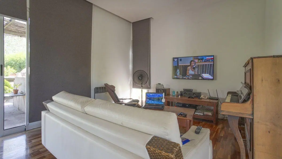 VENTA CASA BARRIO AGUADAS DOS DORMITORIOS 2