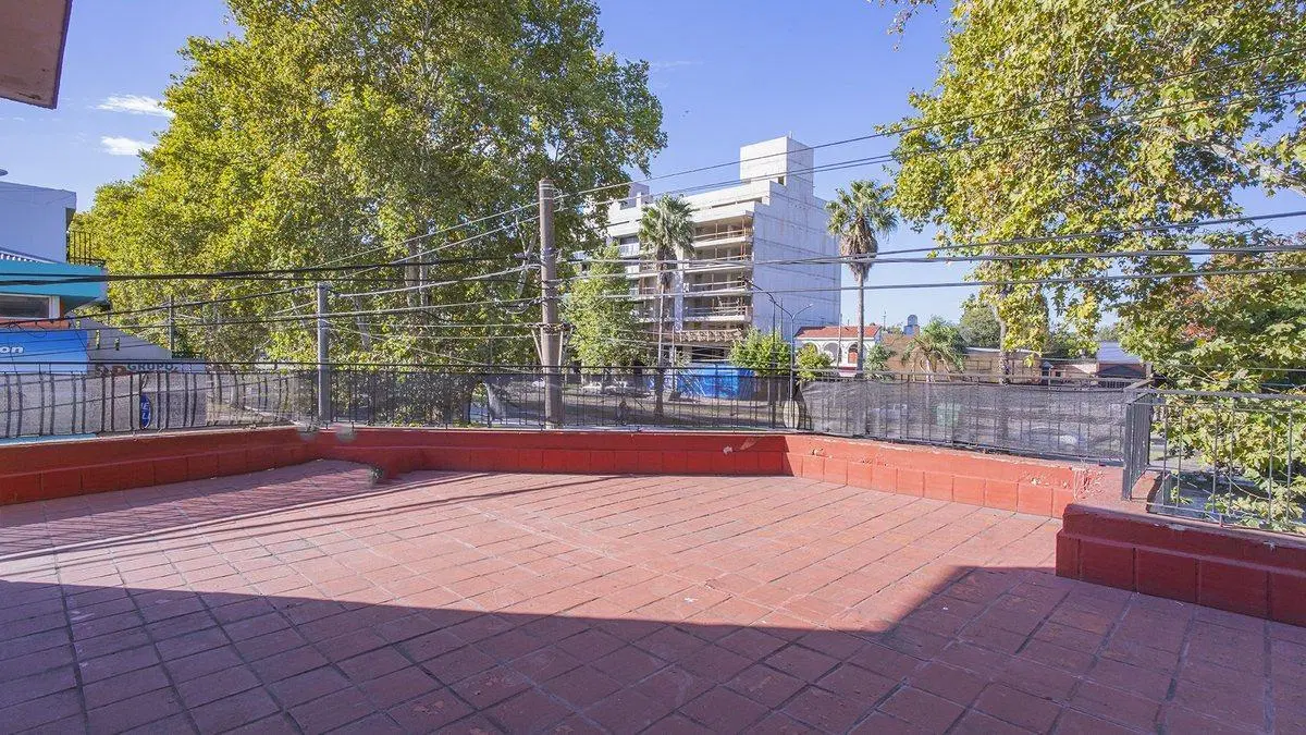 CASA EN VENTA P.A 2 DORMIS BALCON, PATIO Y TERRAZA 2