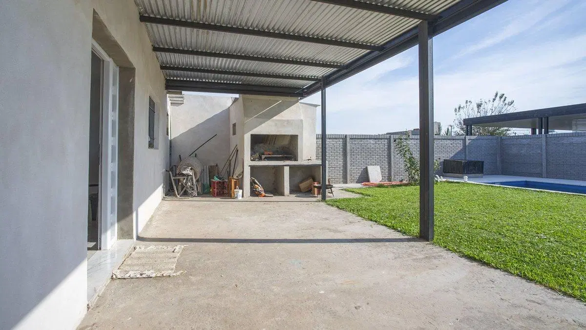 VENTA casa de dos dorm a estrenar en ibarlucea 2
