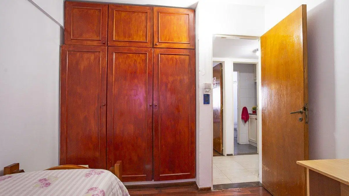 VENTA DEPARTAMENTO TRES DORMITORIOS, CON BALCON 2