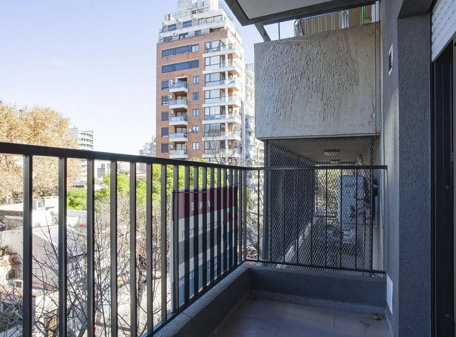 VENTA MONOAMBIENTE CON BALCON EN PICHINCHA 2