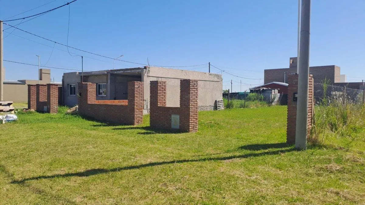 Oportunidad - Venta de terreno en Estación Alvear 3