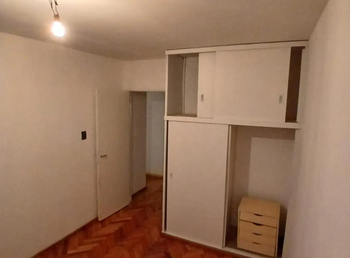 Alquilo dpto. dos dormitorios . Pleno centro 5