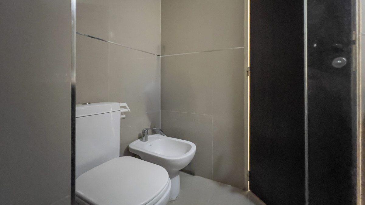 Foto de DEPARTAMENTO DE UN DORMITORIO RECICLADO, imagen 5