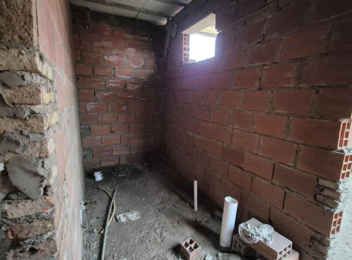 Foto de Venta Casa a terminar limite galvez/alvear, imagen 3