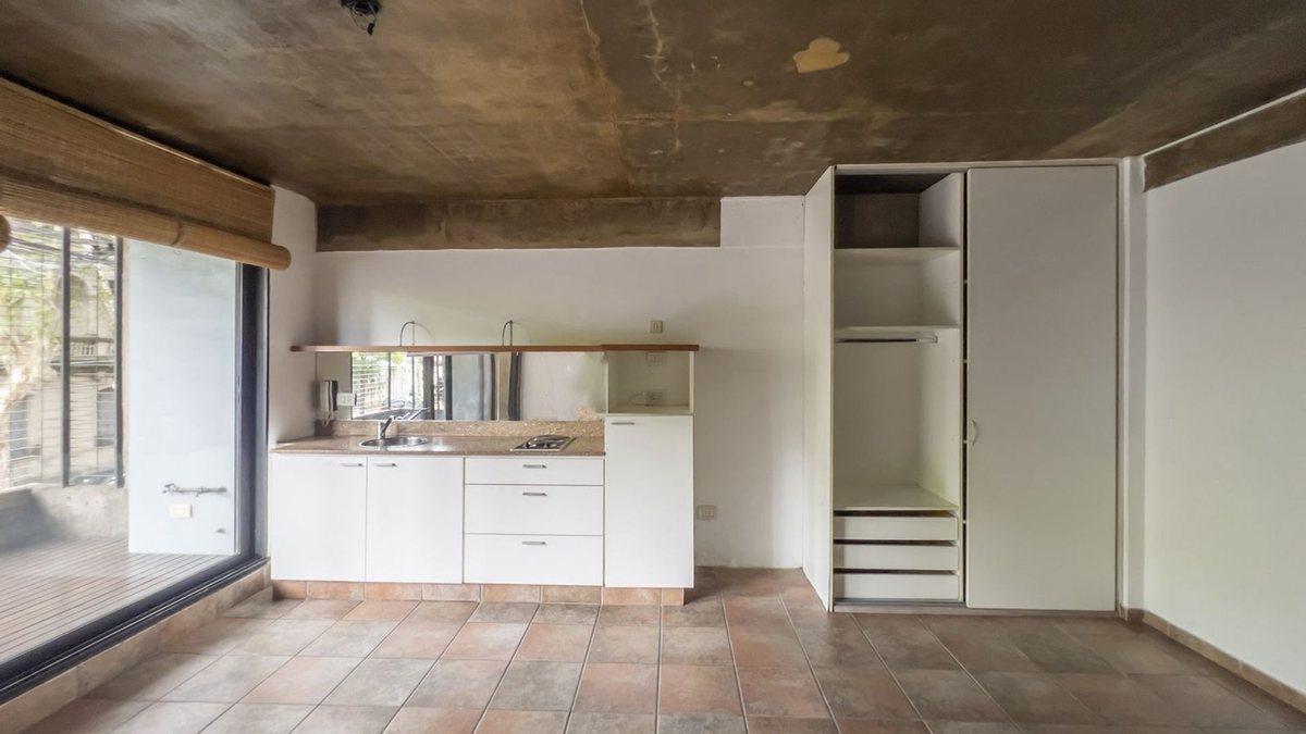Foto de AMPLIO MONOAMBIENTE EN VENTA 49M2 TOTALES. BALCON, imagen 4