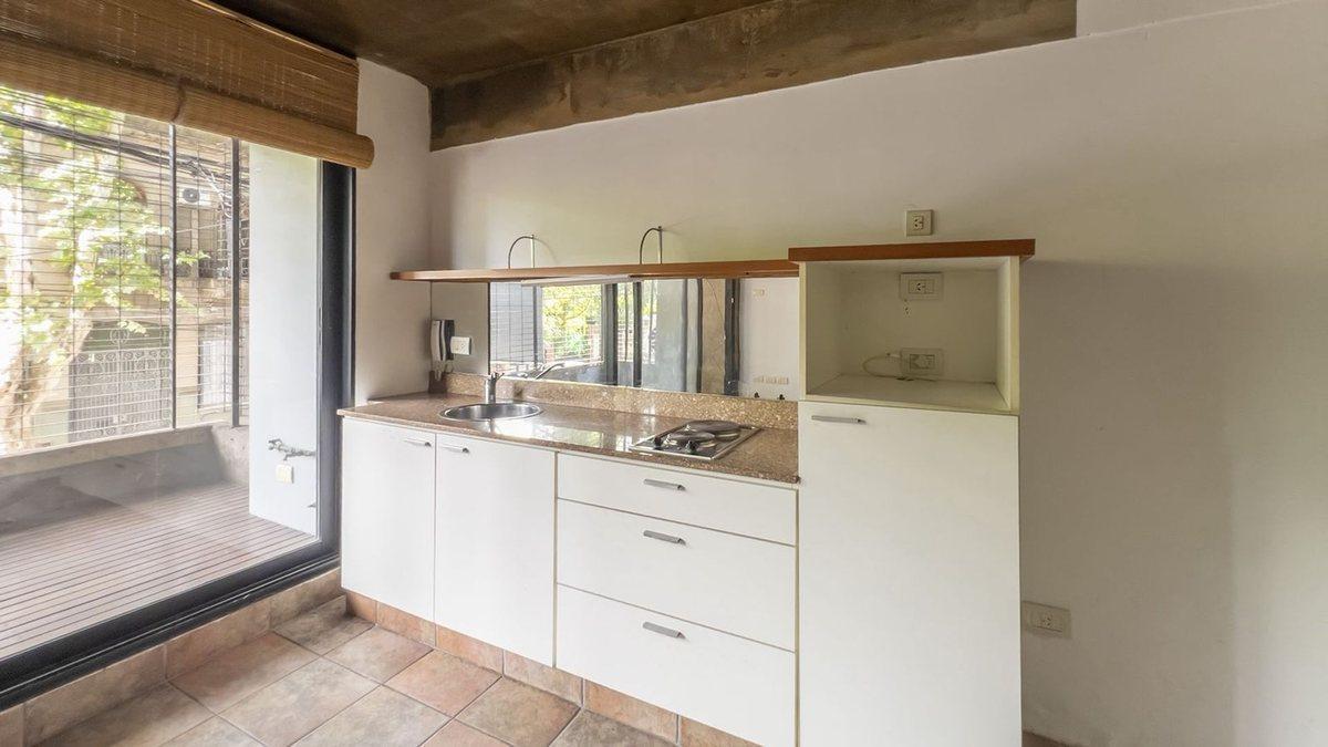 Foto de AMPLIO MONOAMBIENTE EN VENTA 49M2 TOTALES. BALCON, imagen 1