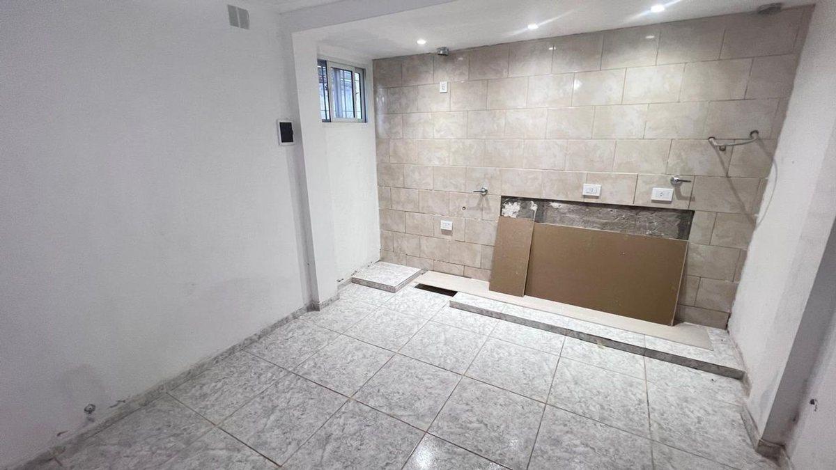 Foto de VENTA CASA INTERNA NO PH DE 2 DORMITORIOS, imagen 3