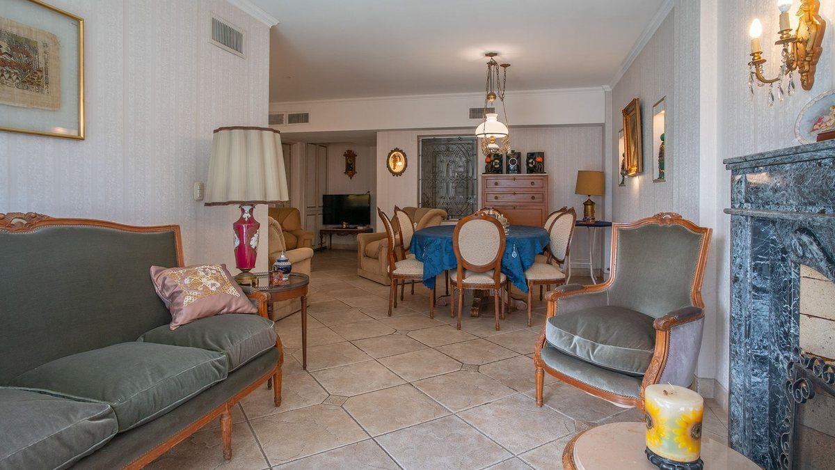 Foto de VENTA DEPARTAMENTO PISO EXCLUSIVO CENTRO ROSARIO, imagen 5