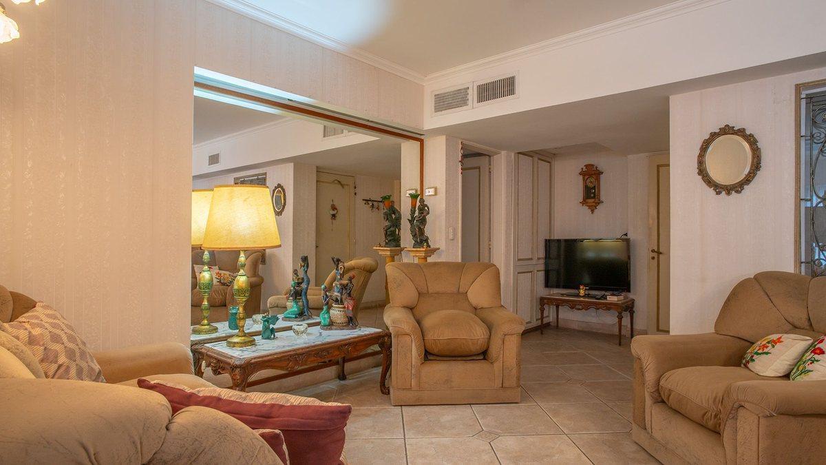 Foto de VENTA DEPARTAMENTO PISO EXCLUSIVO CENTRO ROSARIO, imagen 3