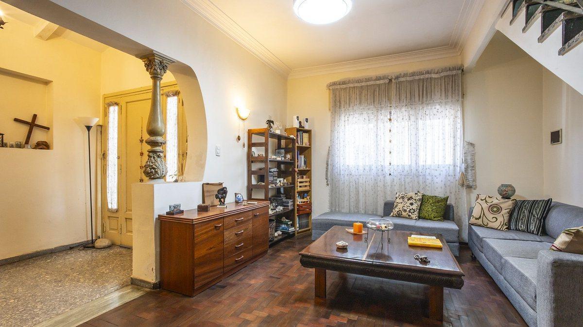 Foto de VENTA CASA DOS DORMITORIOS CON COCHERA BELLA VISTA, imagen 1