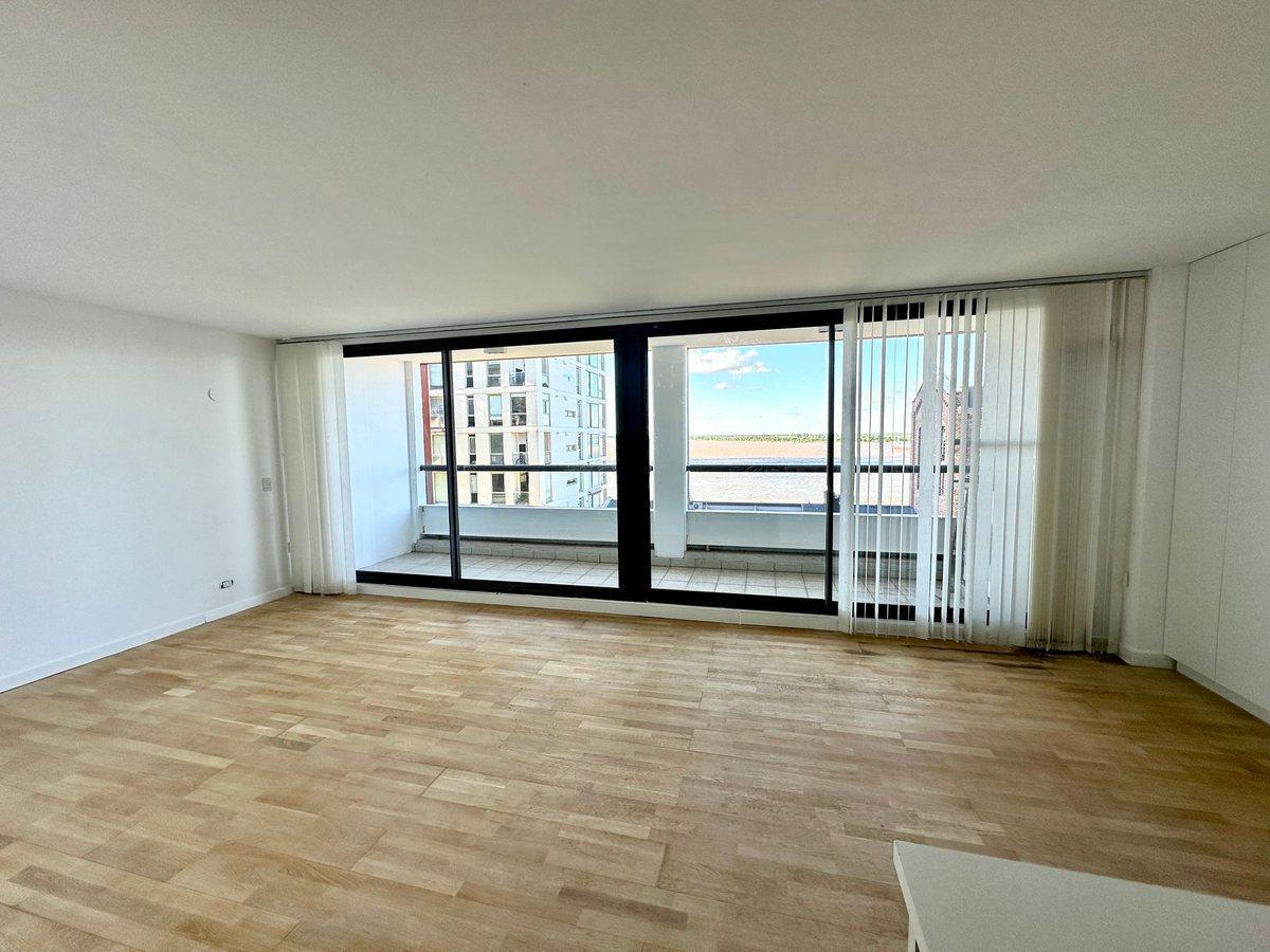 Foto de ALQUILER DOS DORMITORIOS BALCON CON COCHERA FORUM, imagen 4