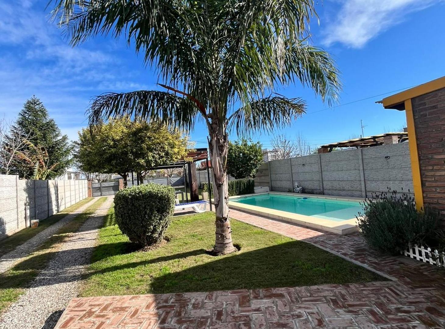Foto de Casa de 1 dormitorio con pileta en Zavalla, imagen 2