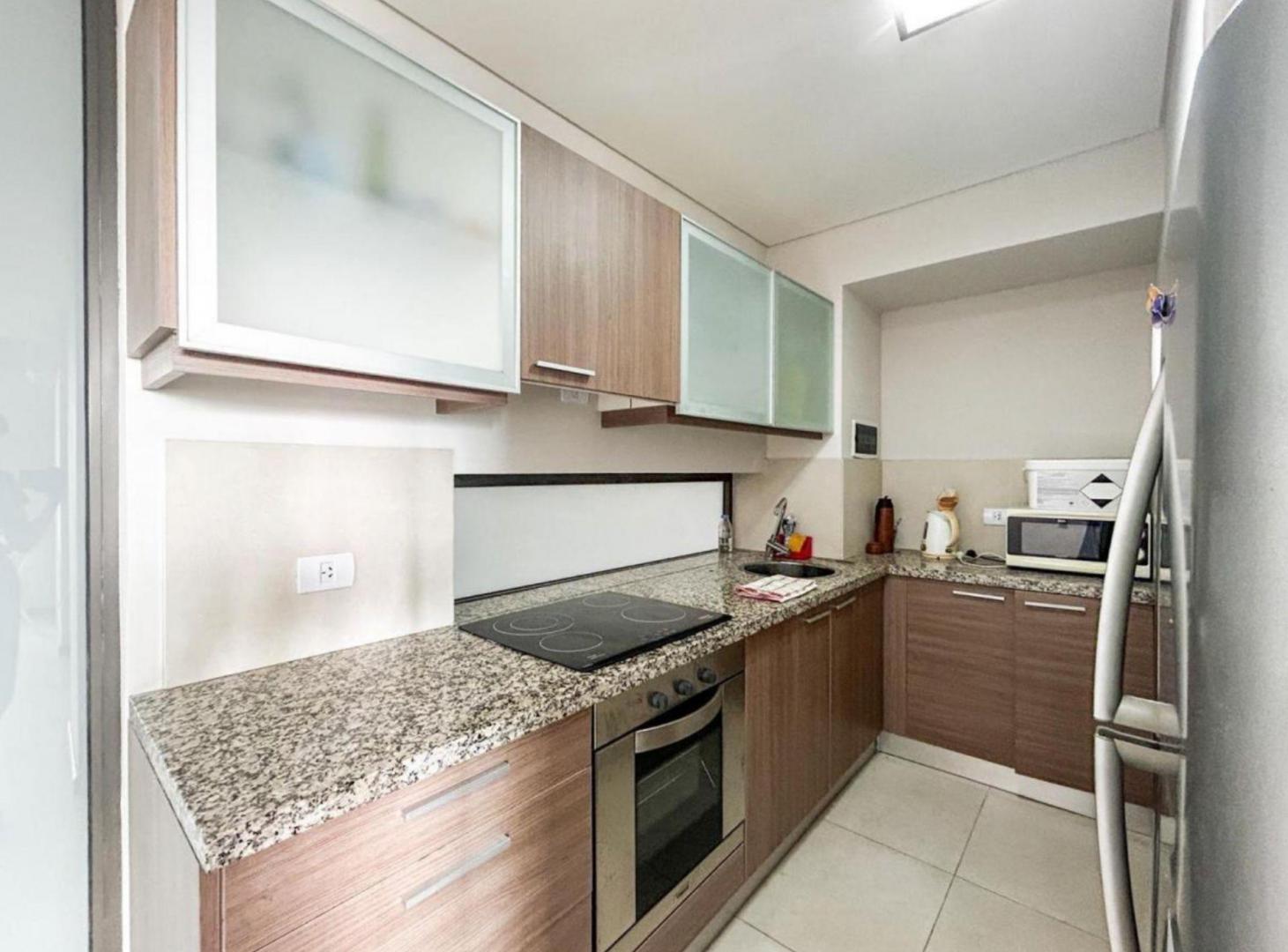 Foto de VENTA DEPARTAMENTO UN DORMITORIO CON COCHERA, imagen 2