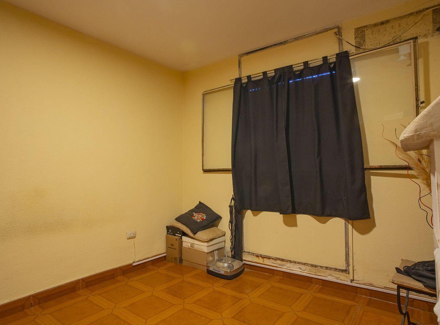 Foto de VENTA DEPARTAMENTO 2 DORMITORIOS,2 COCHERAS, PATIO, imagen 4