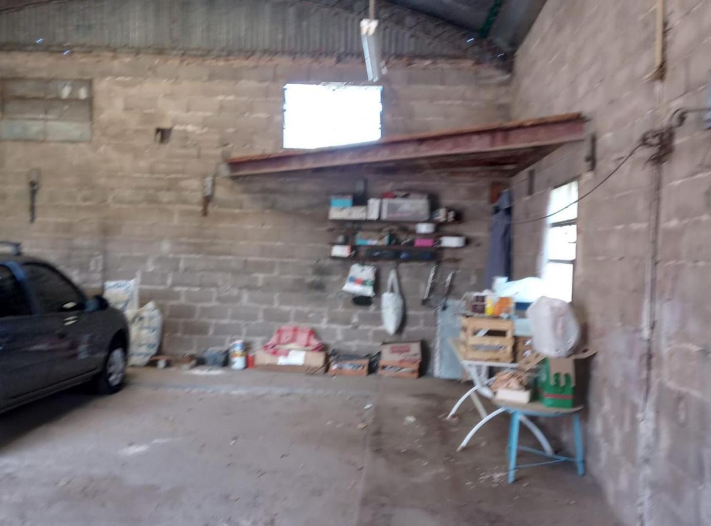Foto de VENTA DE GALPON EN CAPITAN BERMUDEZ, imagen 2