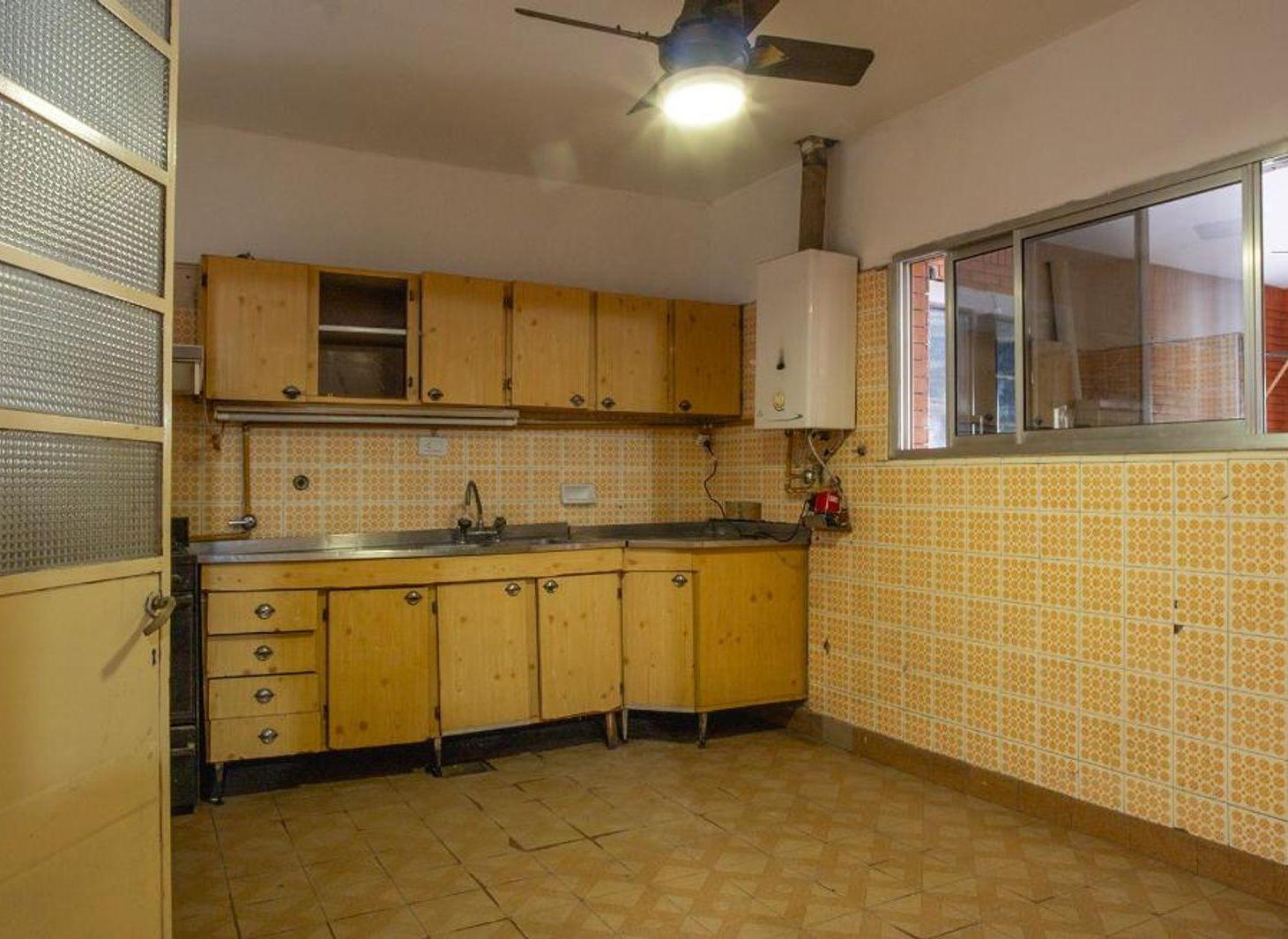 Foto de CASA EN VENTA. BELLA VISTA. APTA CREDITO, imagen 5