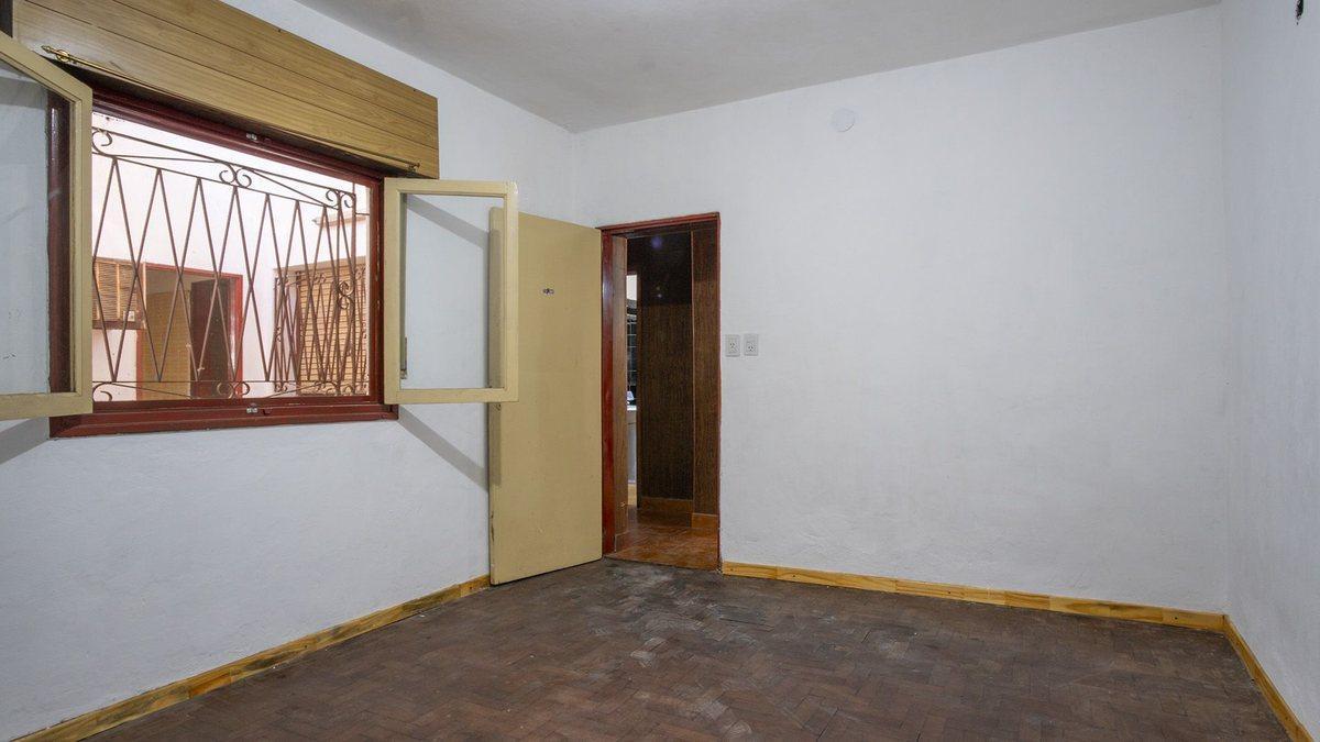 Foto de CASA EN VENTA. BELLA VISTA. APTA CREDITO, imagen 2