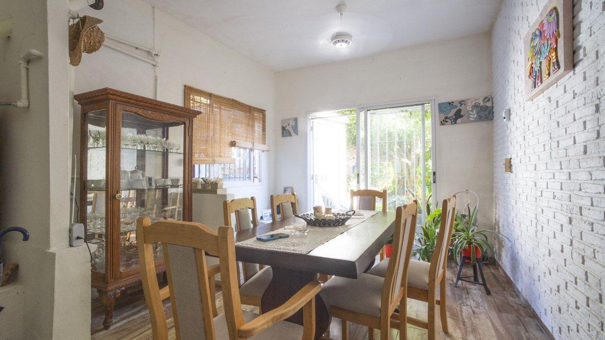 Foto de Venta casa con departamento, imagen 2